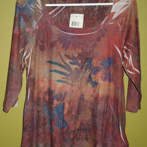 NWT 1XL Casual Freedom Floral Top
